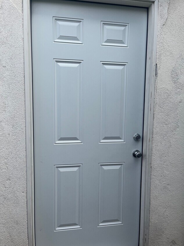 Photo - 607 S Fir Ave (Inglewood, CA)