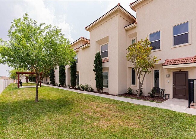 Foto del edificio - 1413 Keeton Ave