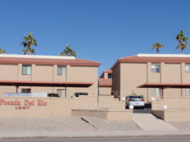 Foto del edificio - 1957 Mesquite Ave