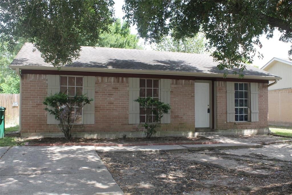 Primary Photo - 3134 Woodmont Dr