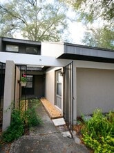 Building Photo - 7200 SW 8th Ave