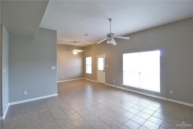 Foto del edificio - 7906 N 19th Ln