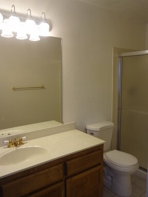 Building Photo - 6553 Pinebrook Way