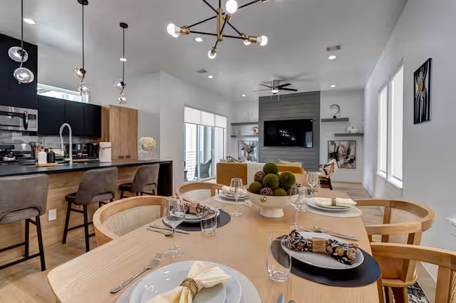 Photo - 3008 Delano St Townhome