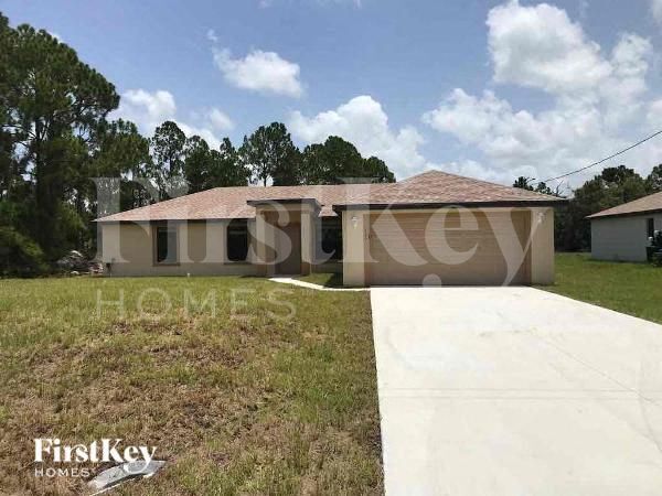 Foto principal - 753 Puccini Ave S