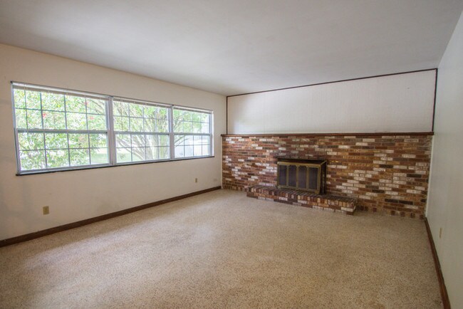 Building Photo - Cozy 3/2 In Winter Park High District!
