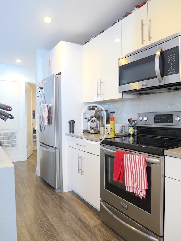 Building Photo - 22 Saint Cyprians Pl