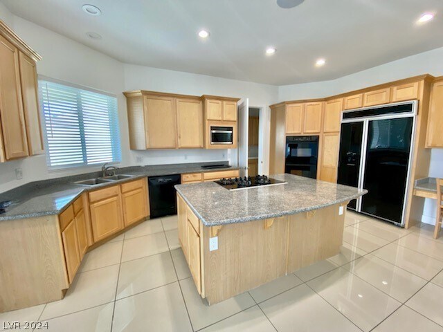 Foto principal - 9800 Camden Hills Ave