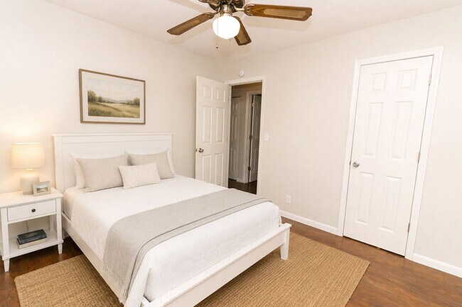 Foto del edificio - 333 Withrow Rd