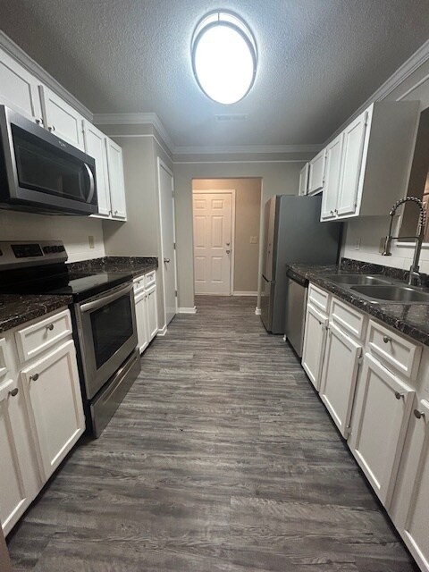 01_Cocina - 4004 Village Creek Dr