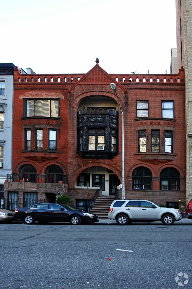 Foto del edificio - 255 W 70th St