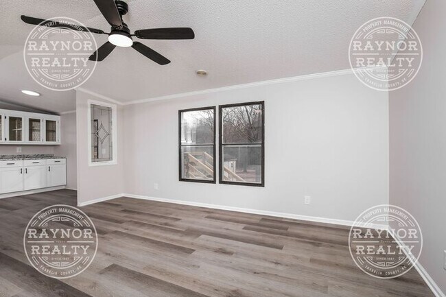 Foto del edificio - 72 Abbey Way