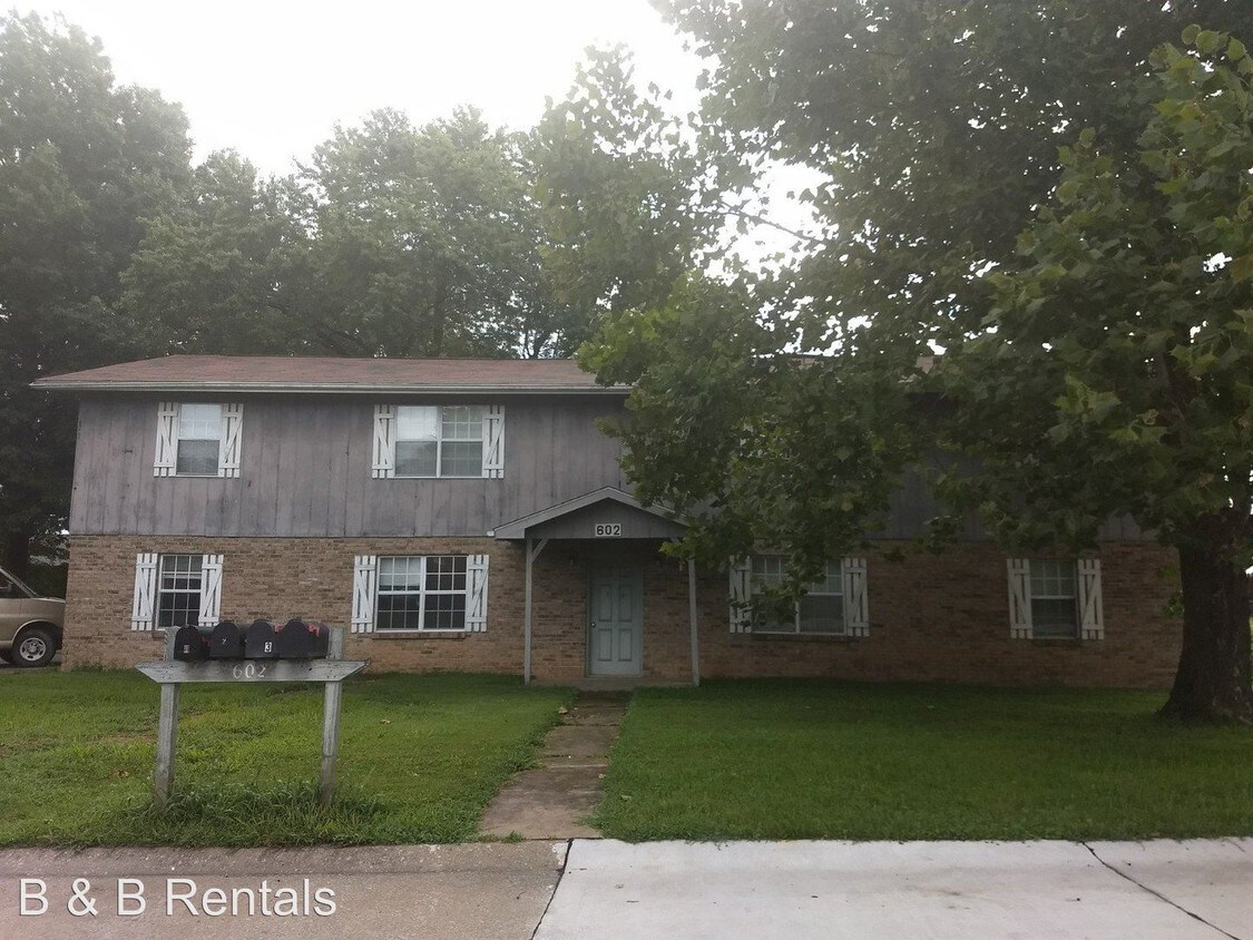 Foto principal - 602 Boxwood Dr