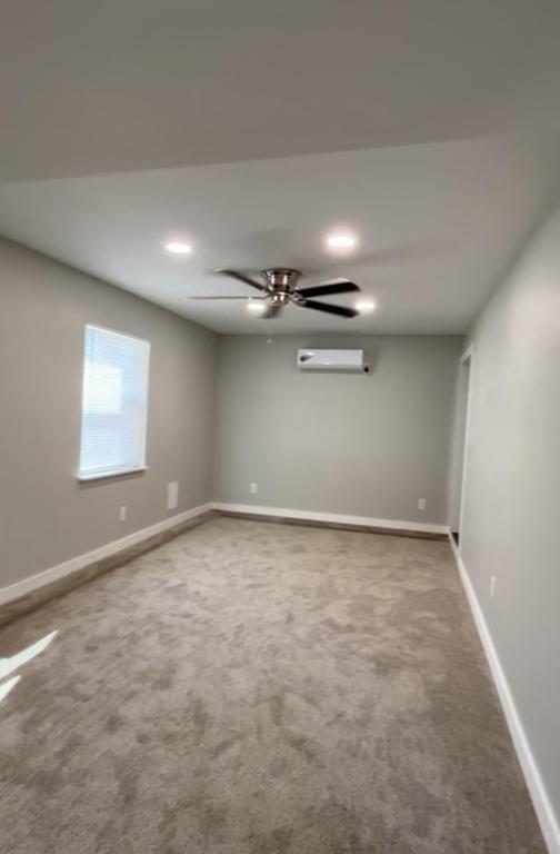 Foto del edificio - 107 W Elm Ave