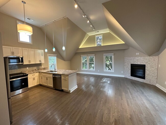 Foto del edificio - Port Washington Loft Duplex