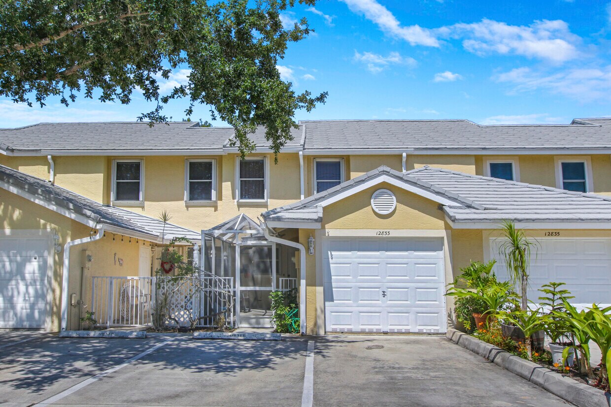 12833 Woodmill Dr, Palm Beach Gardens, FL 33418 Townhome Rentals in