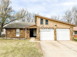 Building Photo - 730 Arlington Dr