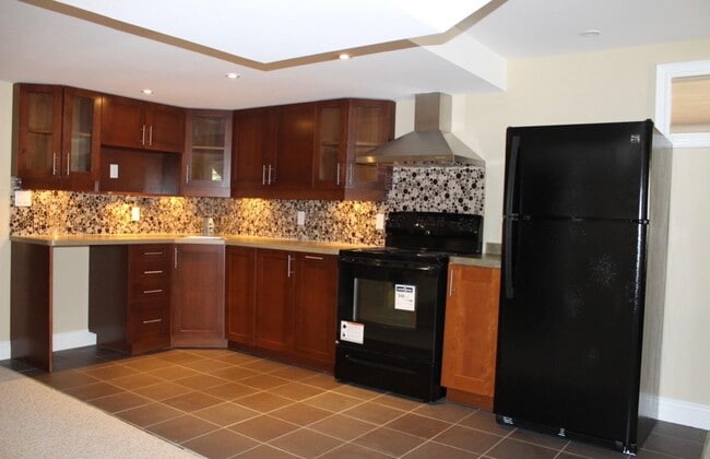 Photo du bâtiment - 99 Gillett Dr