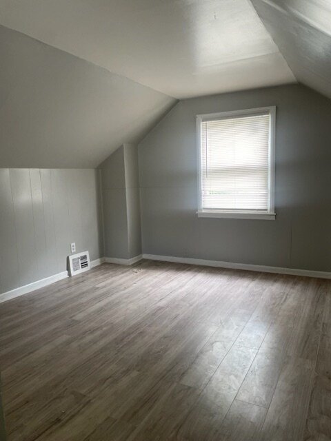 Building Photo - 16027 Rossini Dr
