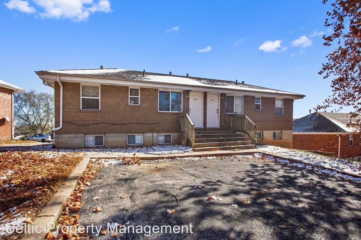 48374851 NW Homestead Rd, Riverside, MO 64150 Room for Rent in