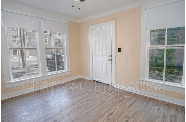 Foto del edificio - 111 S Olive St