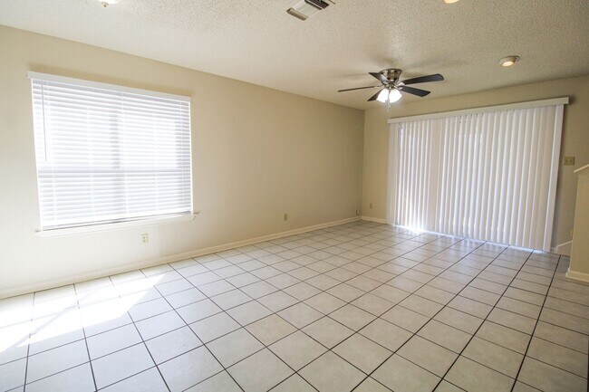 Foto del edificio - 949 Schertz Pkwy