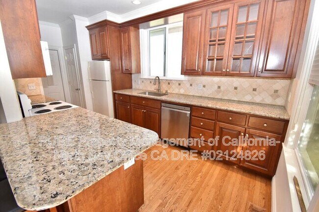 Foto del edificio - 8480 Petaluma Hill Rd