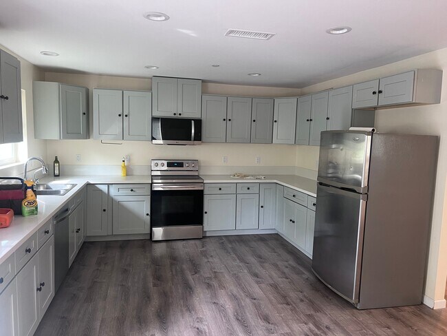 Foto del edificio - 3414 Randy Ln