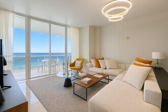 Building Photo - 15901 Collins Ave
