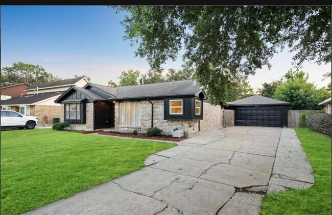 Foto del edificio - 11630 Sagemeadow Ln