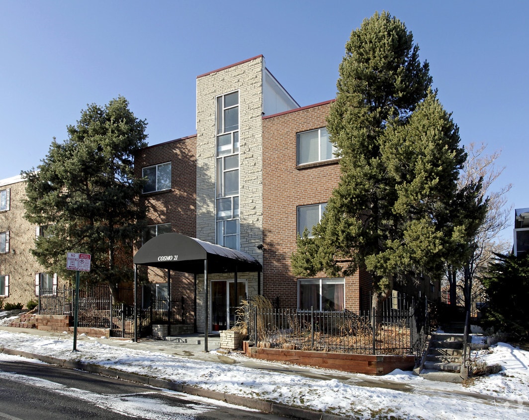 Building Photo - Cosmo 21