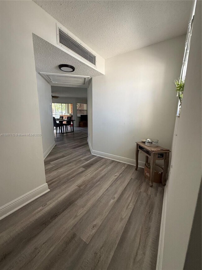 Foto del edificio - 2634 SE 21st Ct