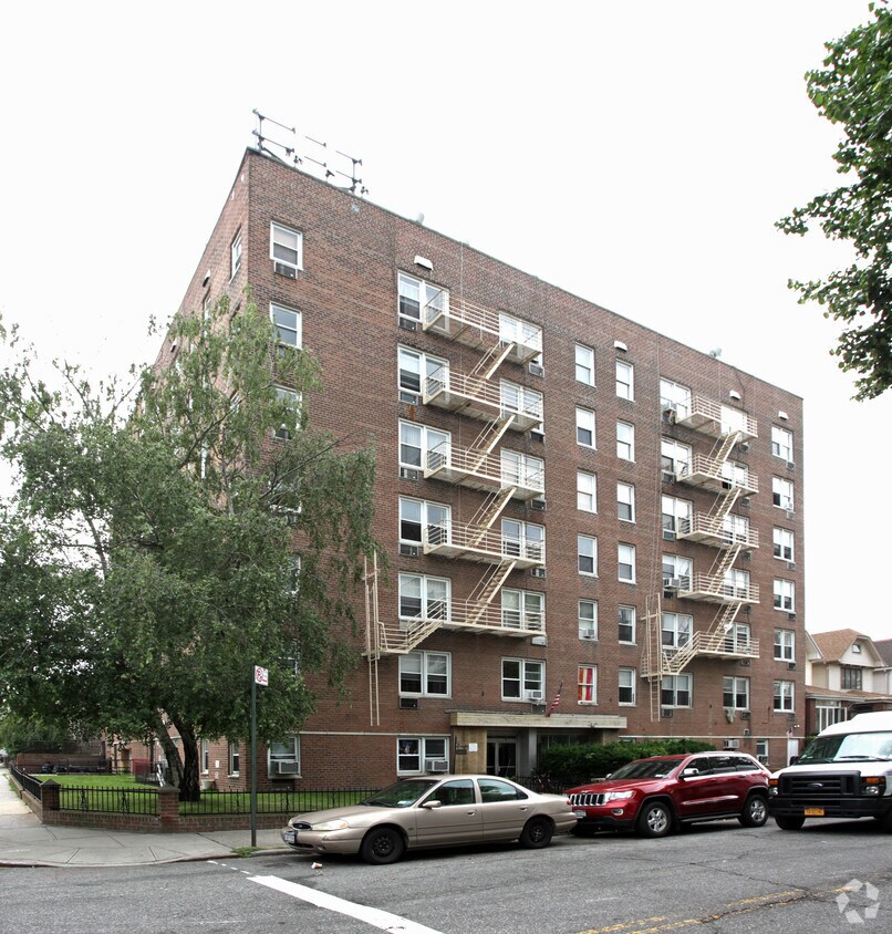Primary Photo - 9205 Ridge Blvd