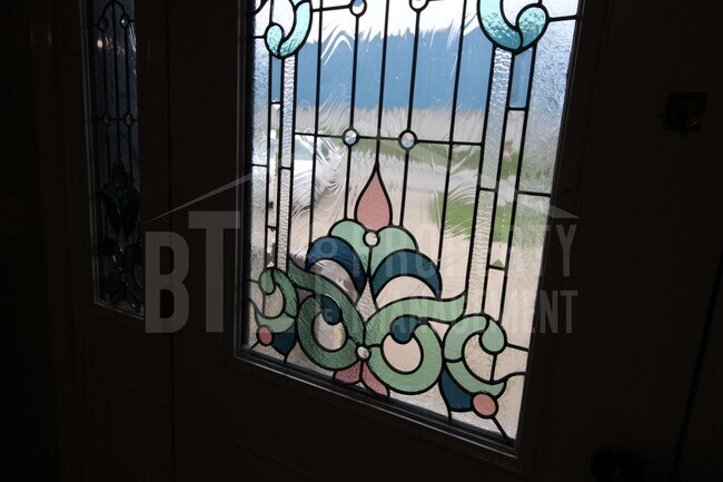 Building Photo - Beautiful Duplex in Kimberling City - Utilities included!