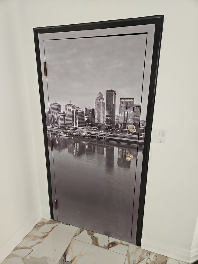 Foto del edificio - 539 W Market St