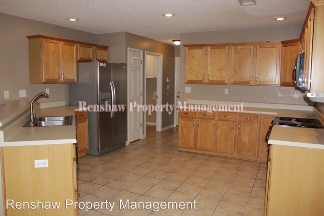 Building Photo - 3 br, 2.5 bath House - 4550 Guinevere LN