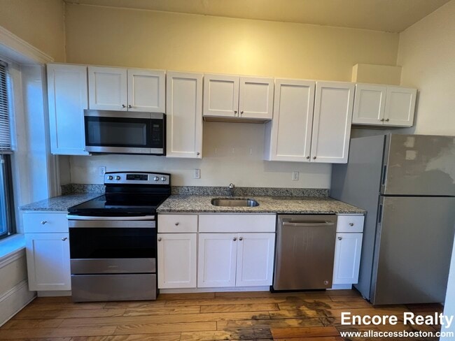 Foto del edificio - 1463 Beacon St