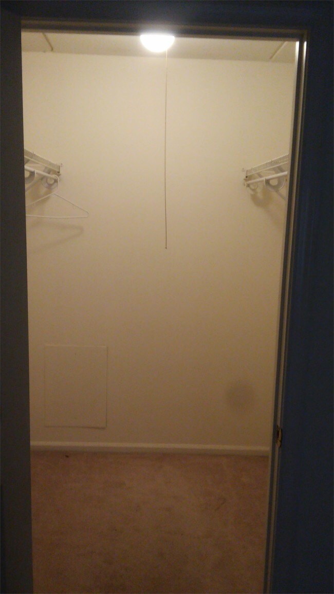 Foto del edificio - 2108 Cedar Run Dr