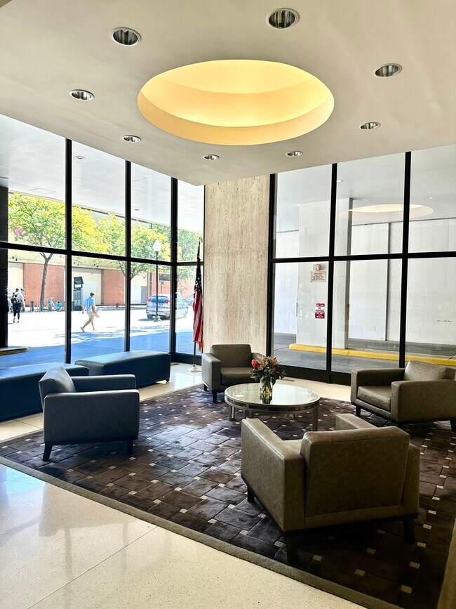 Foto del edificio - 1636 N Wells St