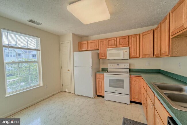 Foto del edificio - 7906 Valley Manor Rd