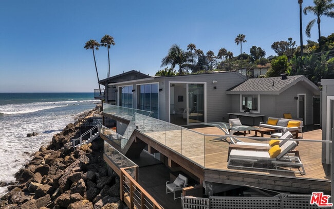 Building Photo - 26706 Latigo Shore Dr