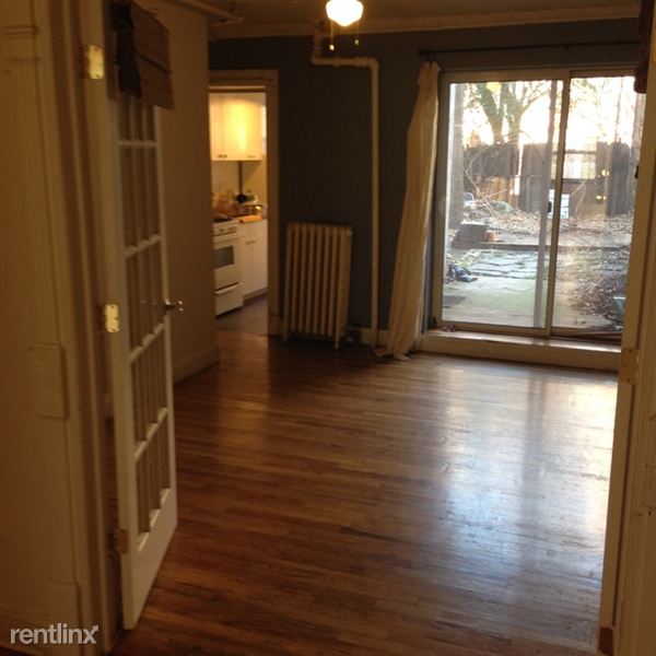 Building Photo - 147 Halsey St