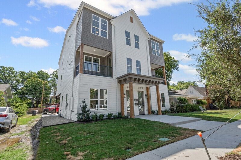 Photo - 3127 Cockrell Avenue