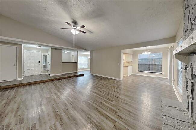 Building Photo - 1207 Ridgeside Dr NW