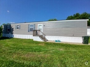 Building Photo - 12 Bel-Aire Dr