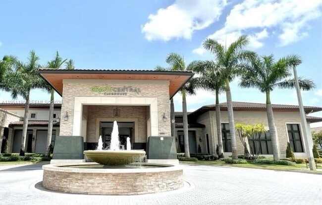 Foto del edificio - 8860 NW 103rd Ave