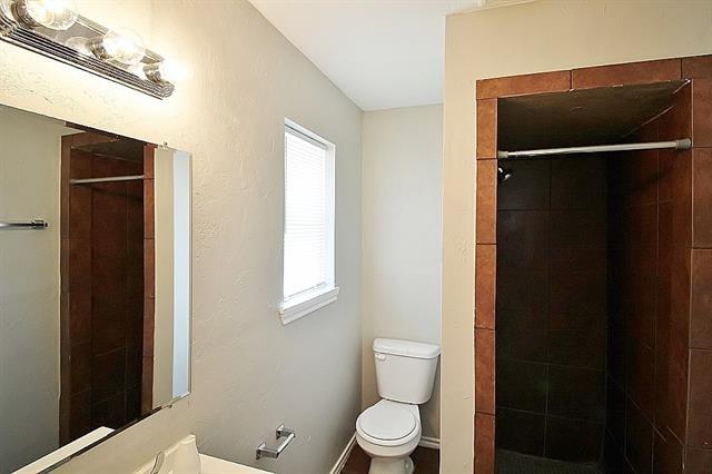Foto del edificio - 938 W Pleasant Run Rd