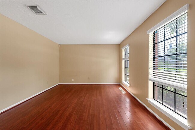 Foto del edificio - 15251 Kelbrook Dr