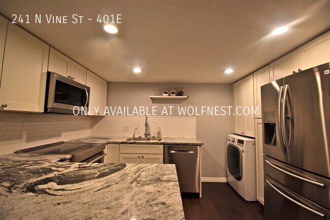 Building Photo - Amazing 2 Bedroom Downtown Salt Lake Condo...