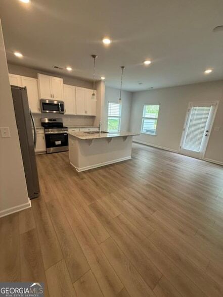 Foto del edificio - 2340 Ravencliff Dr
